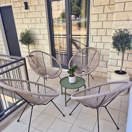 Dalmatian Elegant In The Center דירה *